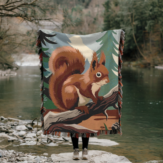 Red Squirrel Woven Throw Blanket – Woodland-Inspired & Cozy