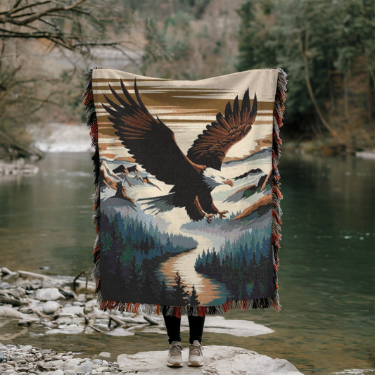 Soaring Eagle Woven Throw Blanket – Majestic Eagle Design for Outdoor Enthusiasts & Nature-Inspired Retreats