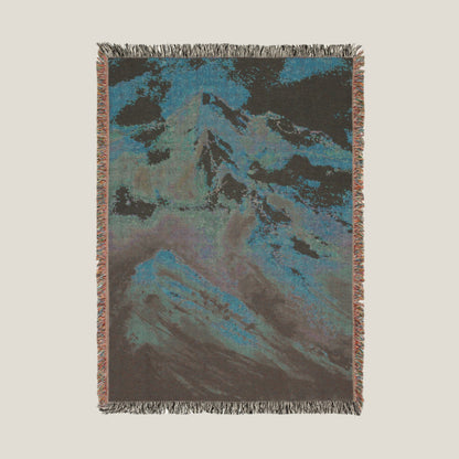 Abstract Mountains Woven Throw Blanket – Modern & Nature-Inspired